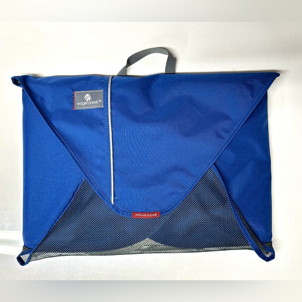 Eagle Creek Folding Packing cube, Folding It, and Compression bags